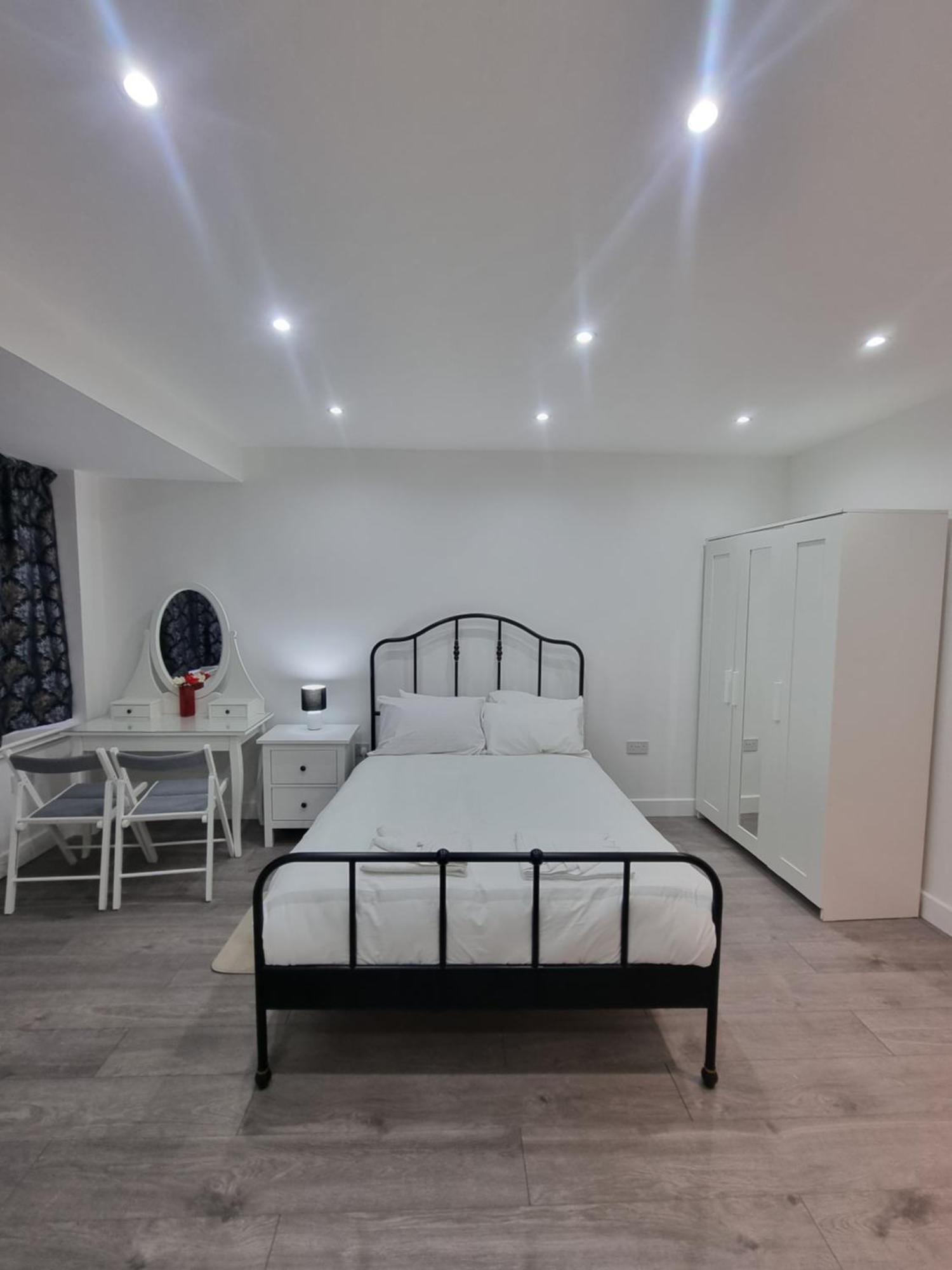 Brand New Studios In 해로우 외부 사진